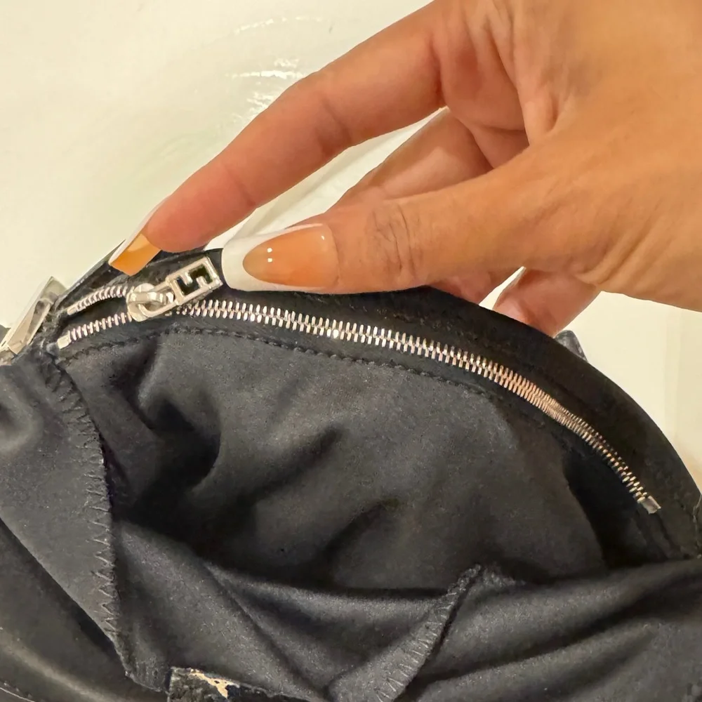 Fendi Mamma Baguette Handbag - Picture 6 of 12